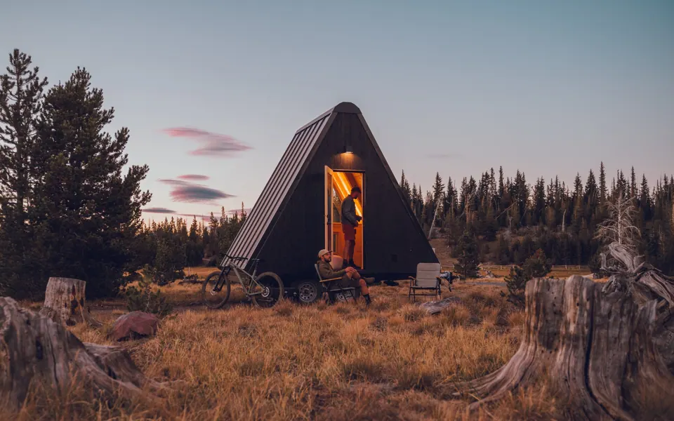 Bivvi Base Camp Cabin
