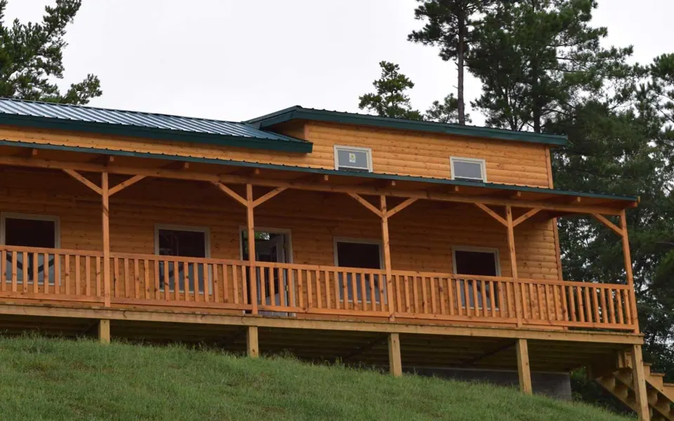 Deer Run Cabins Elk/Moose/Whitetail/Caribou/Bear cabin line