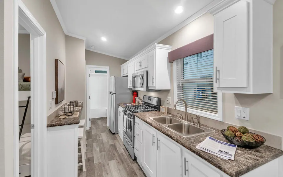 Skyline Homes (Champion Homes brand) Shore Park Cabin 4100
